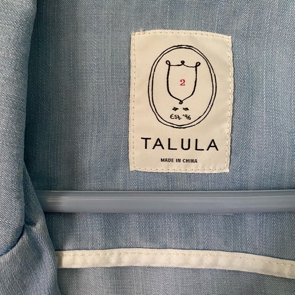 Talula (Aritzia) Kent Blazer - Picture 3 of 7